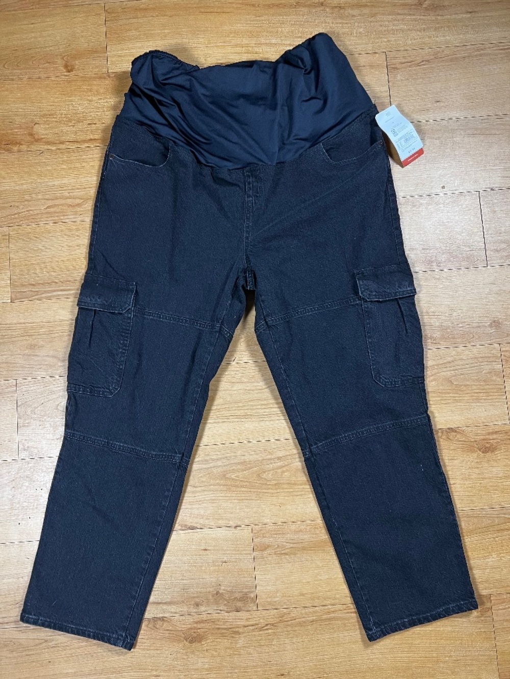 Isabel Maternity Size 17 Black Cargo Jeans Crossover Belly Panel NWT